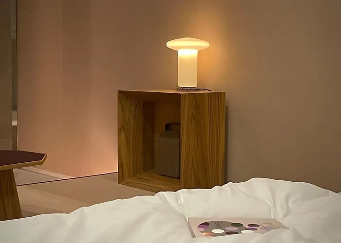 Pbr7 Hotel Unusual Stay