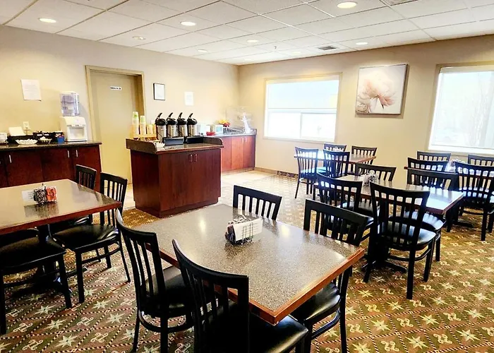Park Hill Inn & Suite