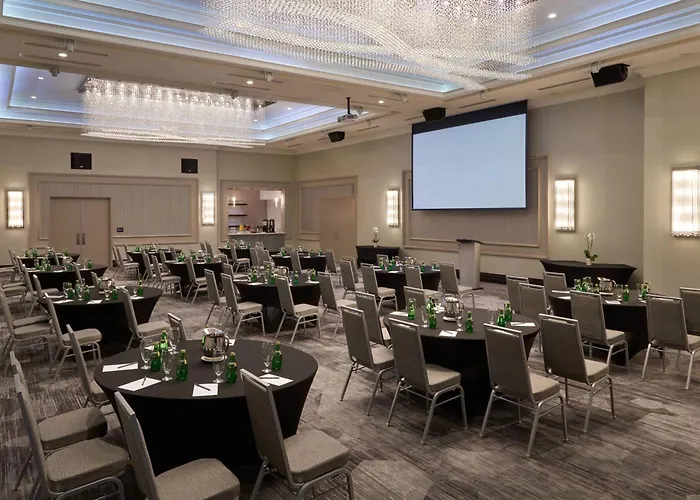 Towneplace Suites By Marriott Oshawa