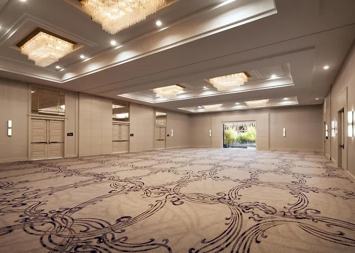 Avenue Of The Arts Costa Mesa, A Tribute Portfolio Hotel