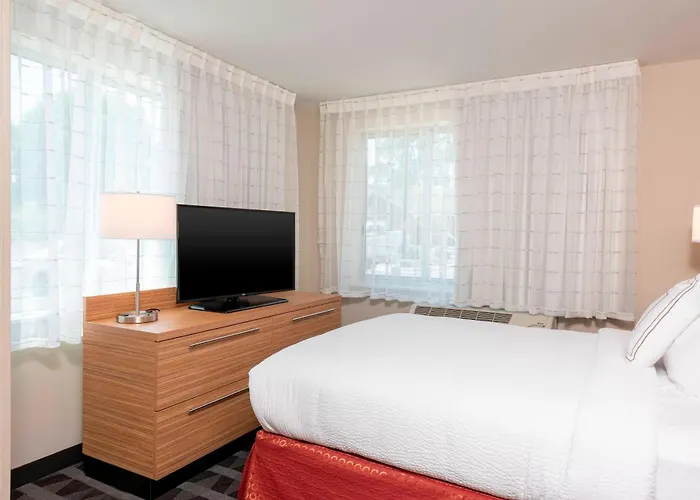 Towneplace Suites By Marriott Louisville North