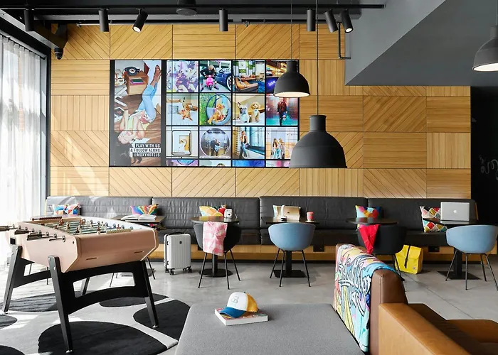 Moxy Bristol