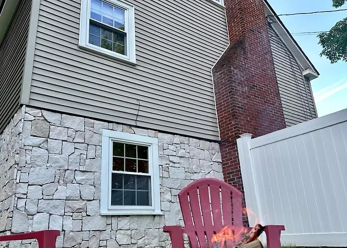 Pet-Friendly Rustic Mtn Home Plus Apt