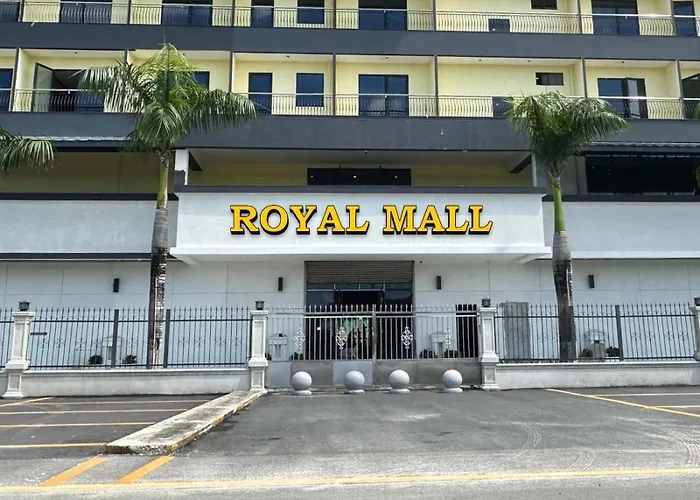 Royal International Hotel & Mall