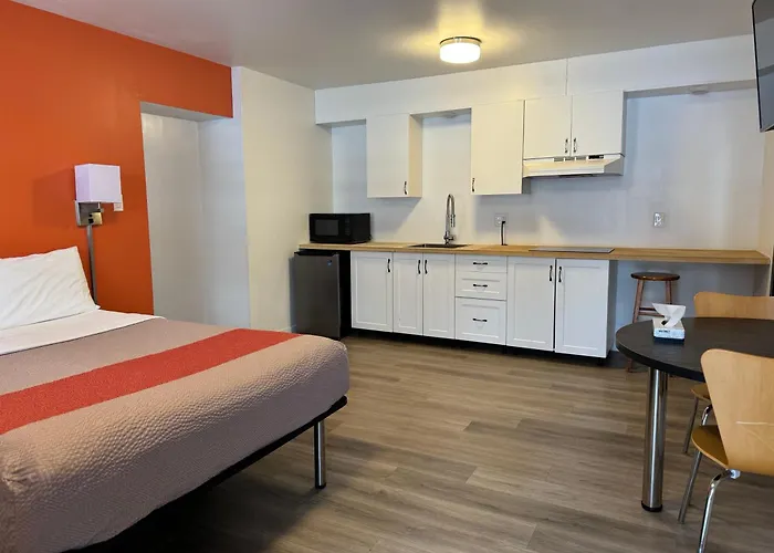 Motel 6-Moncton, NB