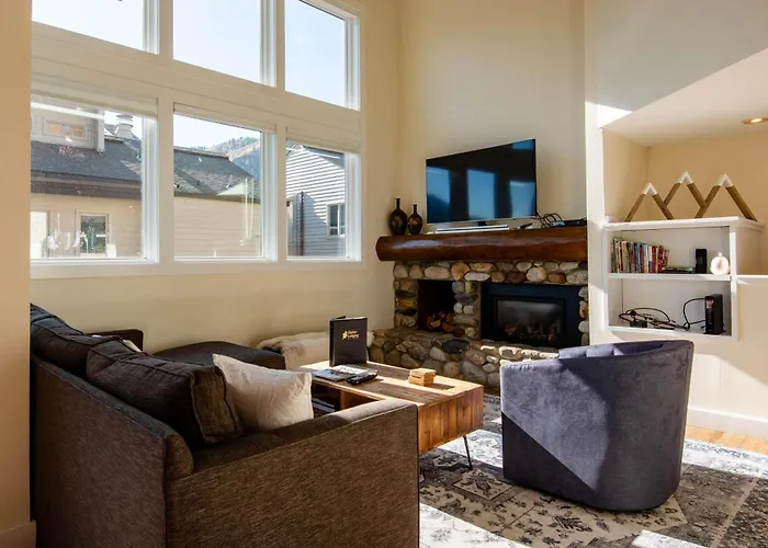 Knob Hill Ridge Townhome 1