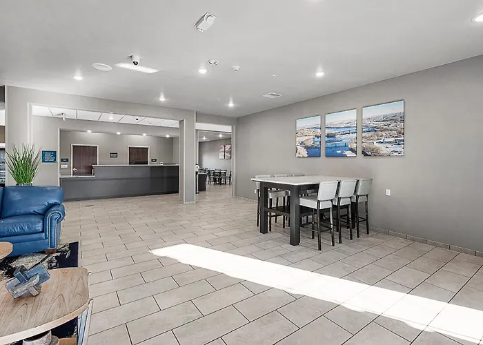 Riverstone Suites By Cobblestone Hotels - Chippewa Falls