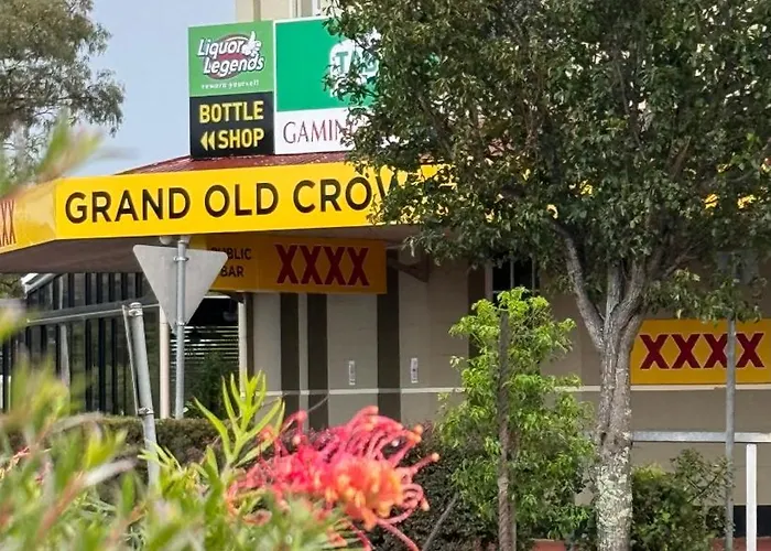 Grand Old Crow Hotel