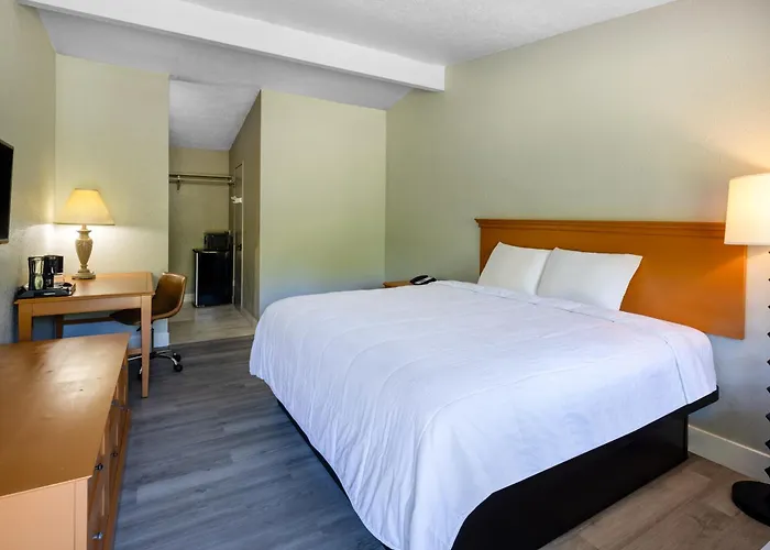 Motel 6 - Aberdeen, WA