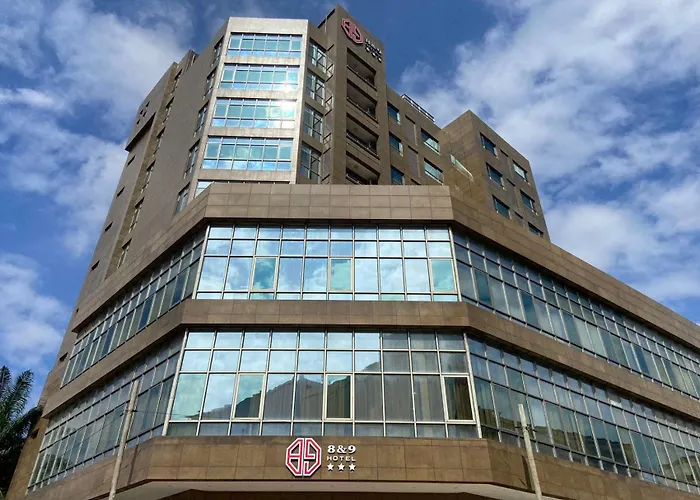 8&9Hotel