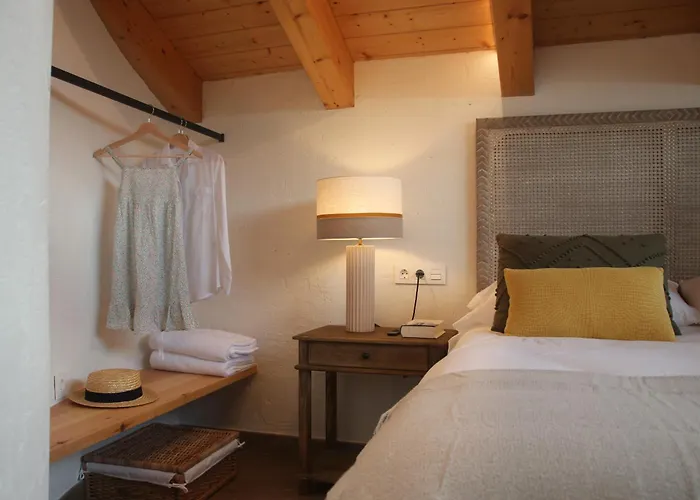Hotel Rural Santui