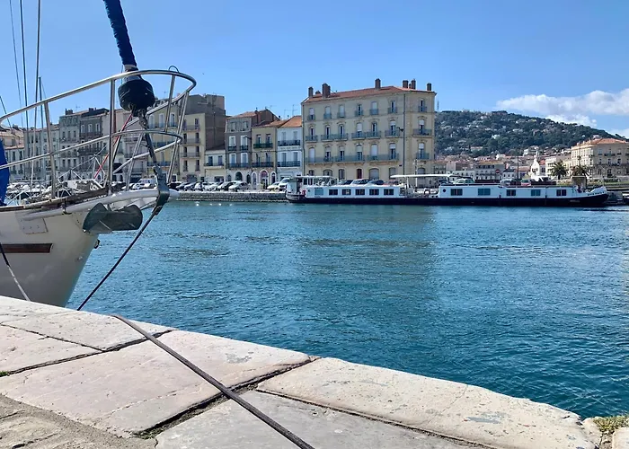 Péniche Anna Maria 4