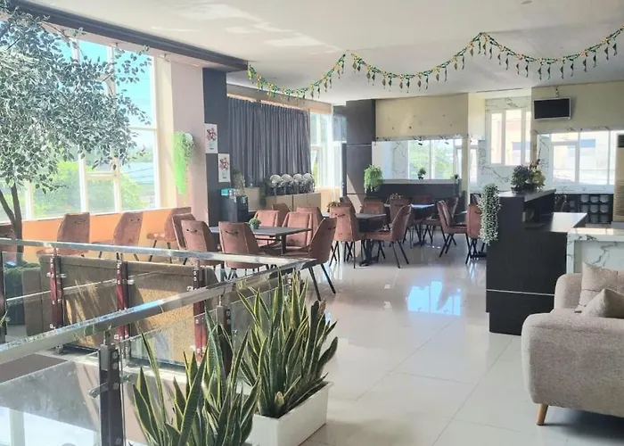 Hotel Kembang Joyo