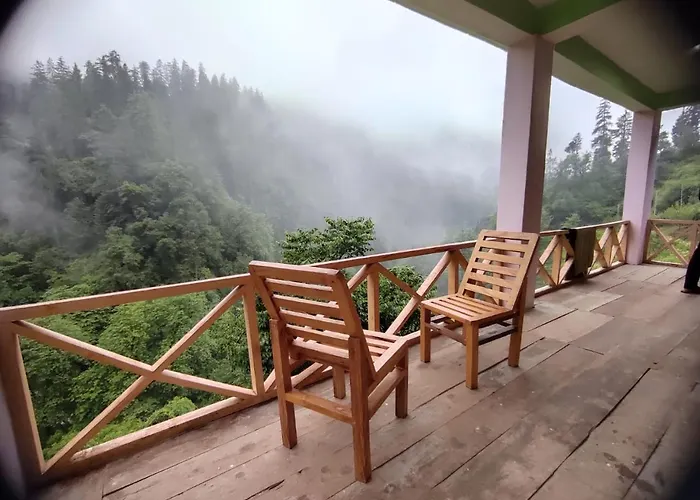 The Forest Pinnacle And Cafe, Jibhi