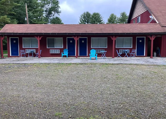Sweet Forest Breeze, A Cook Forest Inn