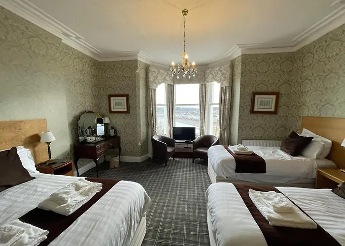 Headlands Hotel
