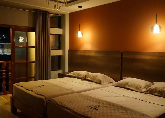Ukumari Hotel