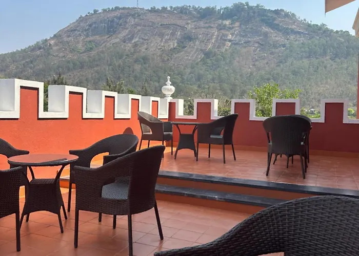 Summer House Nandi Foothills