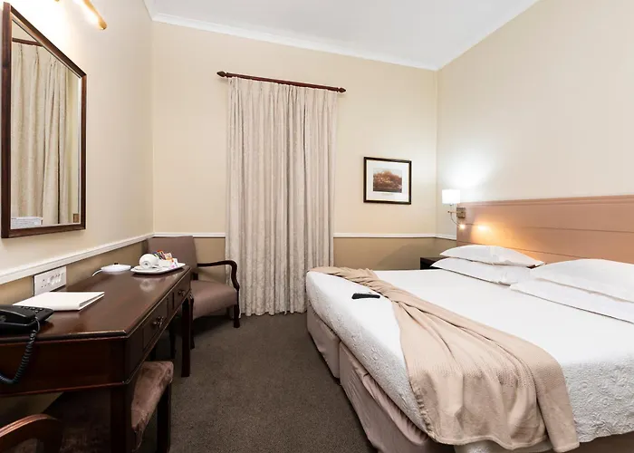 Queen'S Hotel By Bon Hotels