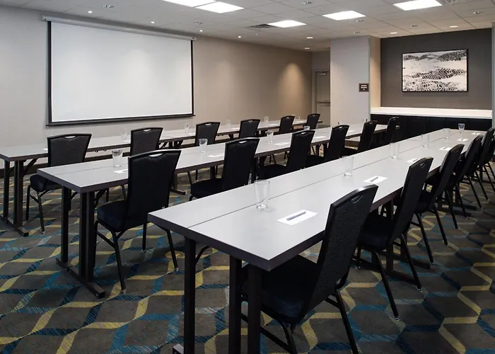 Residence Inn Visalia