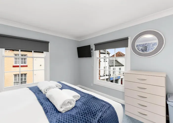 Town House Rooms