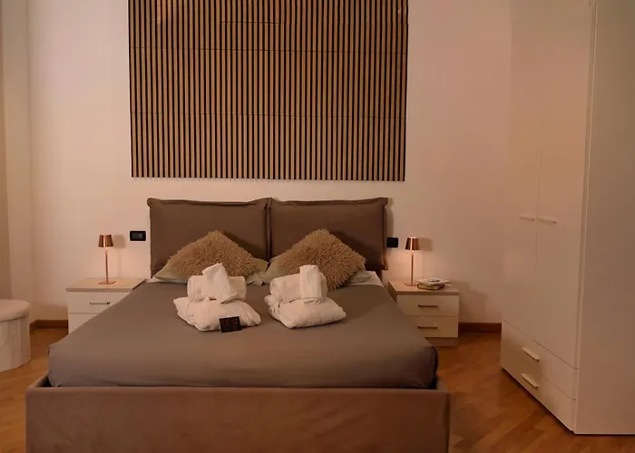 Palace Eight - Suites & Spa