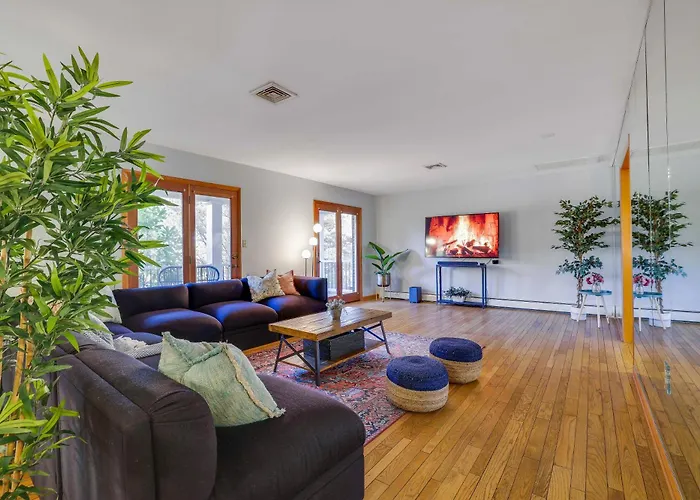 Luxury Villa With Year Round Heated Pool, Sauna, Spa & Fire Pit - Newly Redone