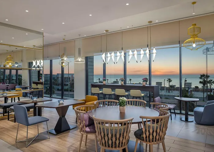 Hampton By Hilton Kuwait Salmiya