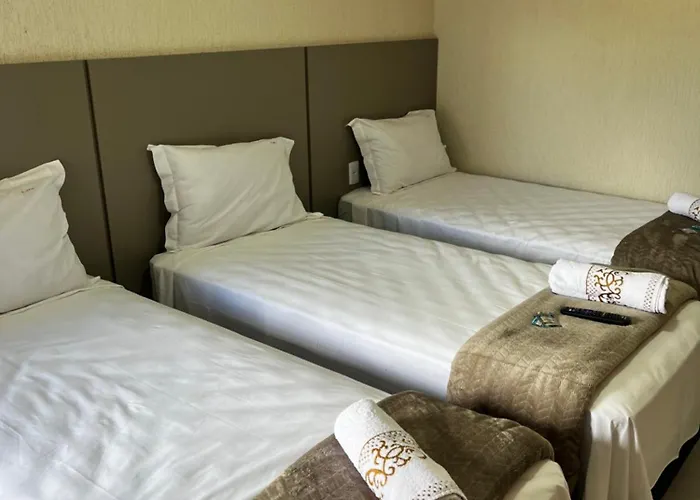Hotel Aris