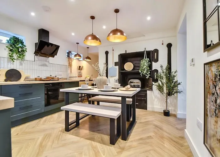 The Oven House-Wyndale Living - Malvern Hills