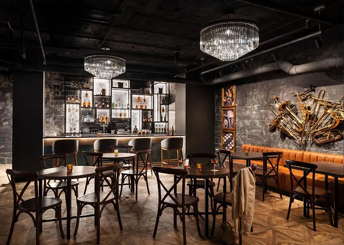 Moxy Springfield Downtown