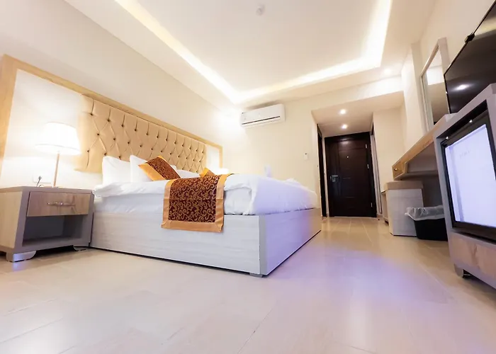 Petra Premium Hotel