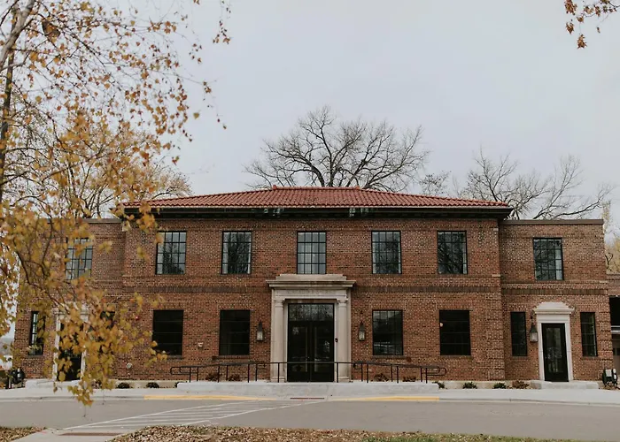 Hatchery Hotel&Event Center