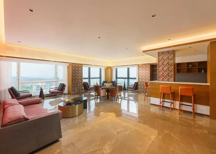 Urumqi Luolan Hotel