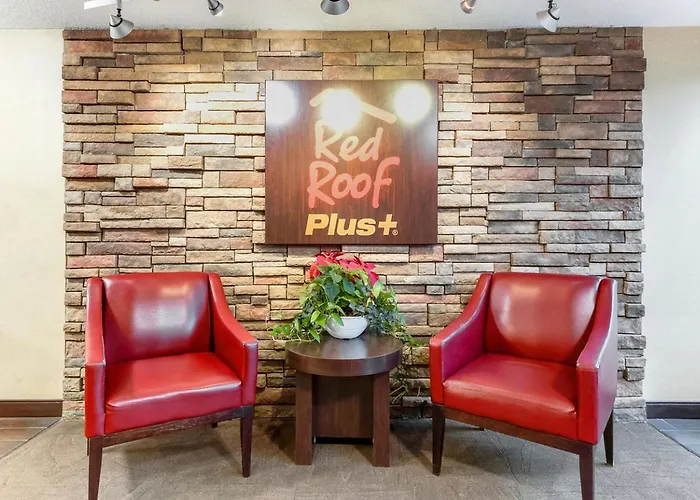 Red Roof Inn Plus+ Mt Pleasant - Patriots Point