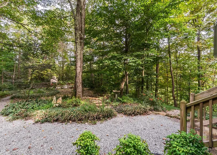 Designer Getaway-Hot Tub, 4 Minutes To Dahlonega