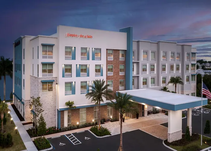 Hampton Inn & Suites Naples South