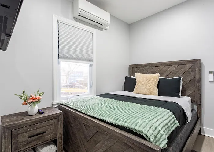 Modern Escape 3Br Apt With Parking
