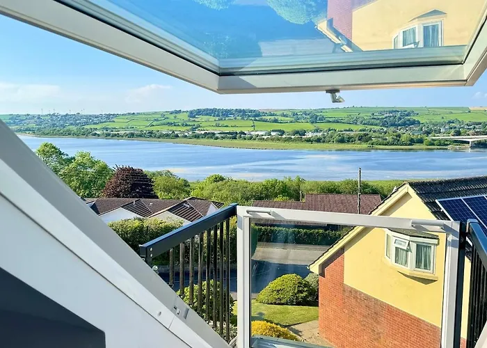 Stylish Home, With Amazing Estuary View