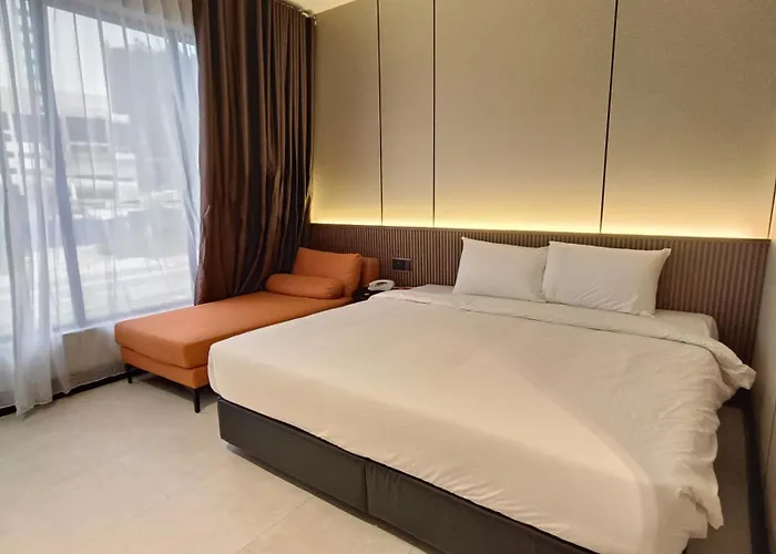 Urban Inn, Salak Tinggi