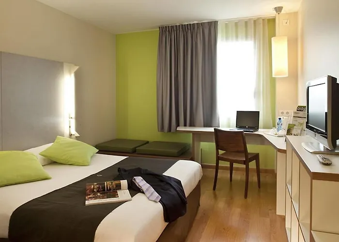 Travelodge Bcn Cornella Fira