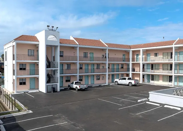 WindWater Hotel&Marina