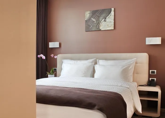 Garni Hotel Aveny
