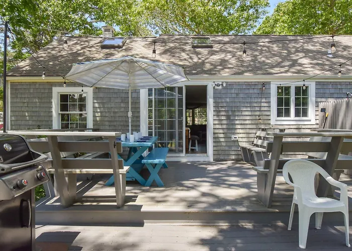 Peace And Quiet & Spacious Back Deck