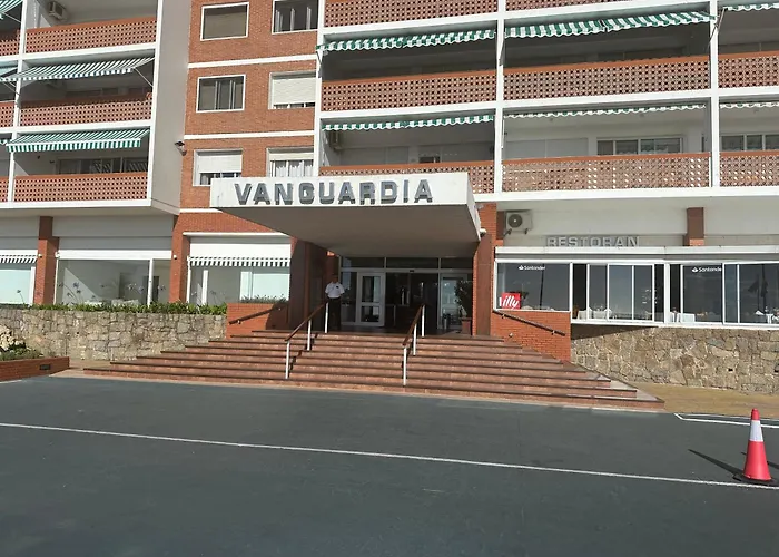 Frente Al Mar Servicio De Playa Playa Mansa A Pasos De Gorlero Y Puerto Garage Limpieza Diaria