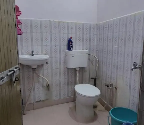Mahalaxmi Triveni Hotel