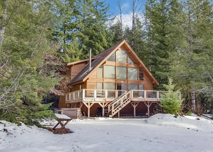 Trails End | Hot Tub, Starlink, Woodstove