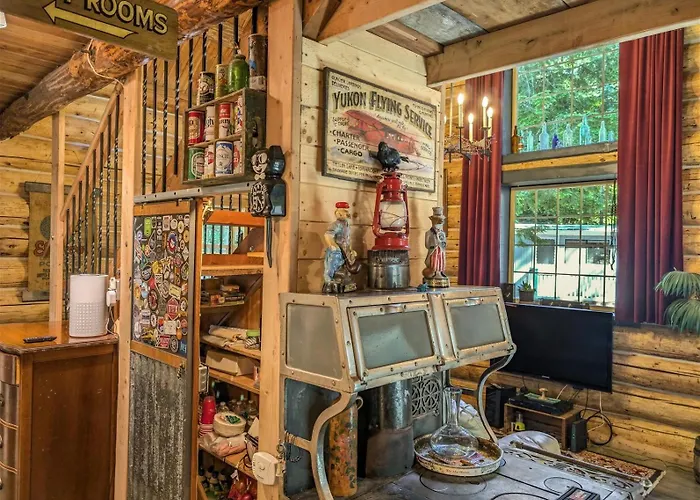 Elkhorn Lodge | Wifi, Pet Friendly, Ac