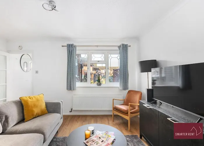 Guildford - Two Bed House