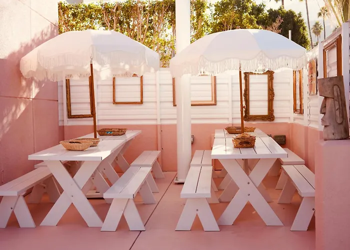The Stardust Hotel - Adults Only